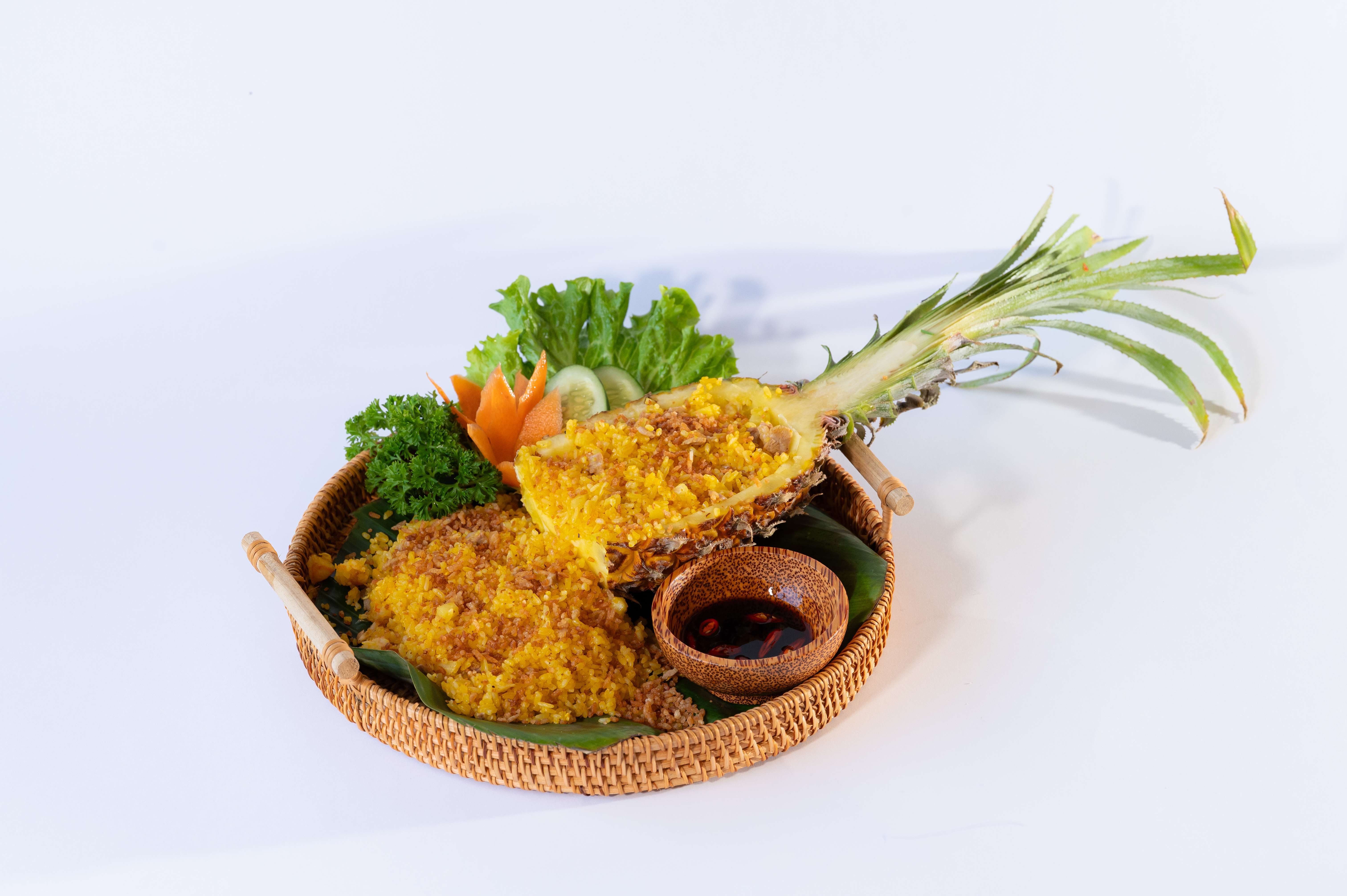 Cơm Chiên Trái Thơm